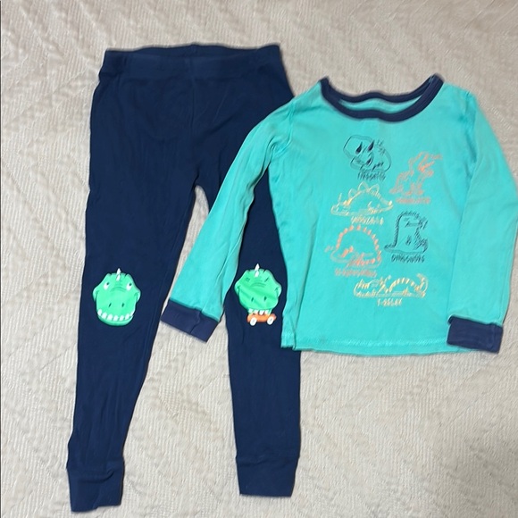 Pajama Set Bundle- Boys 4T - Picture 5 of 8